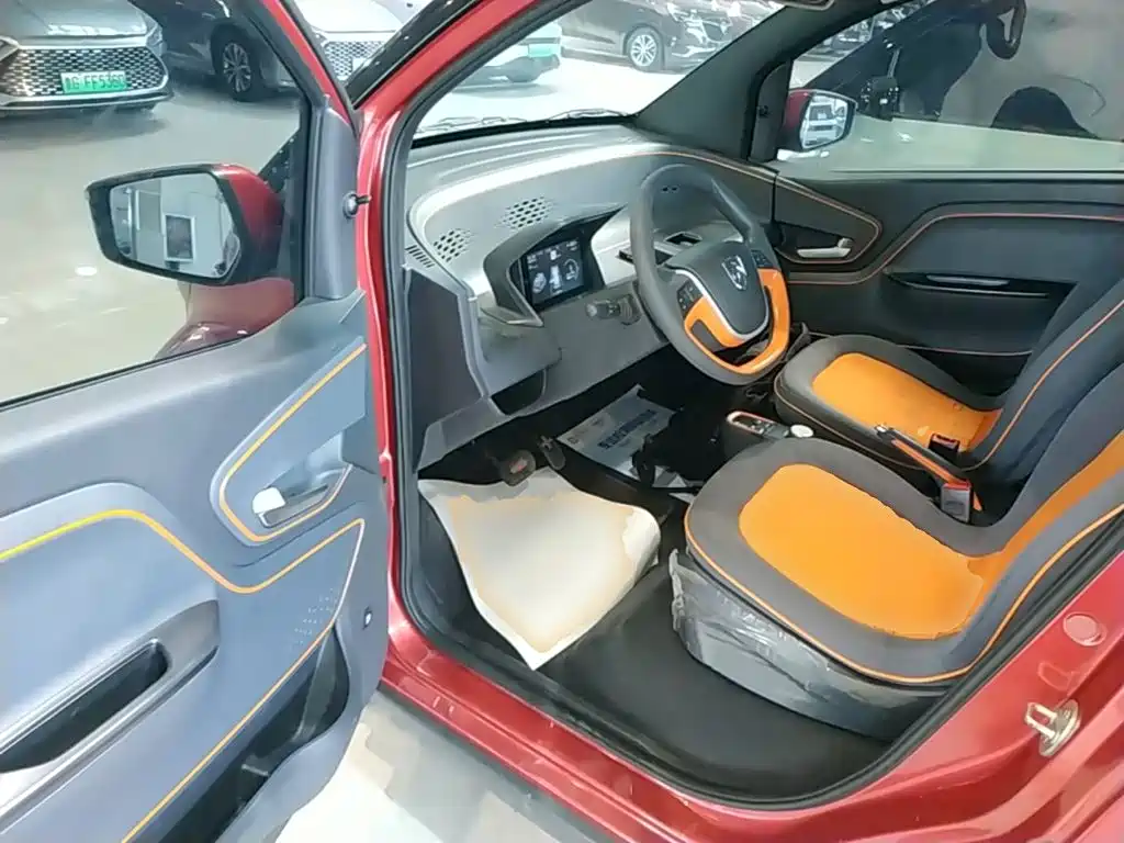 Фото 16 - Baojun E100