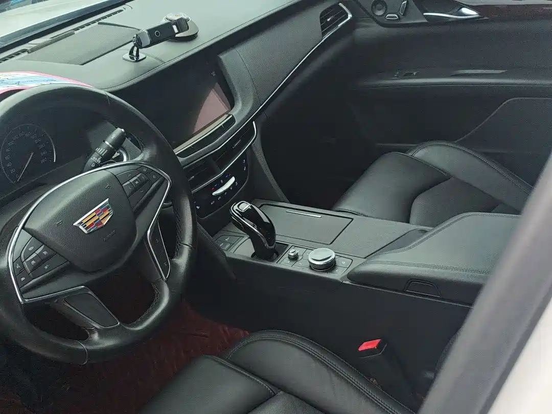 Cadillac CT6 2021 28T Leading Super Cruise фото 2