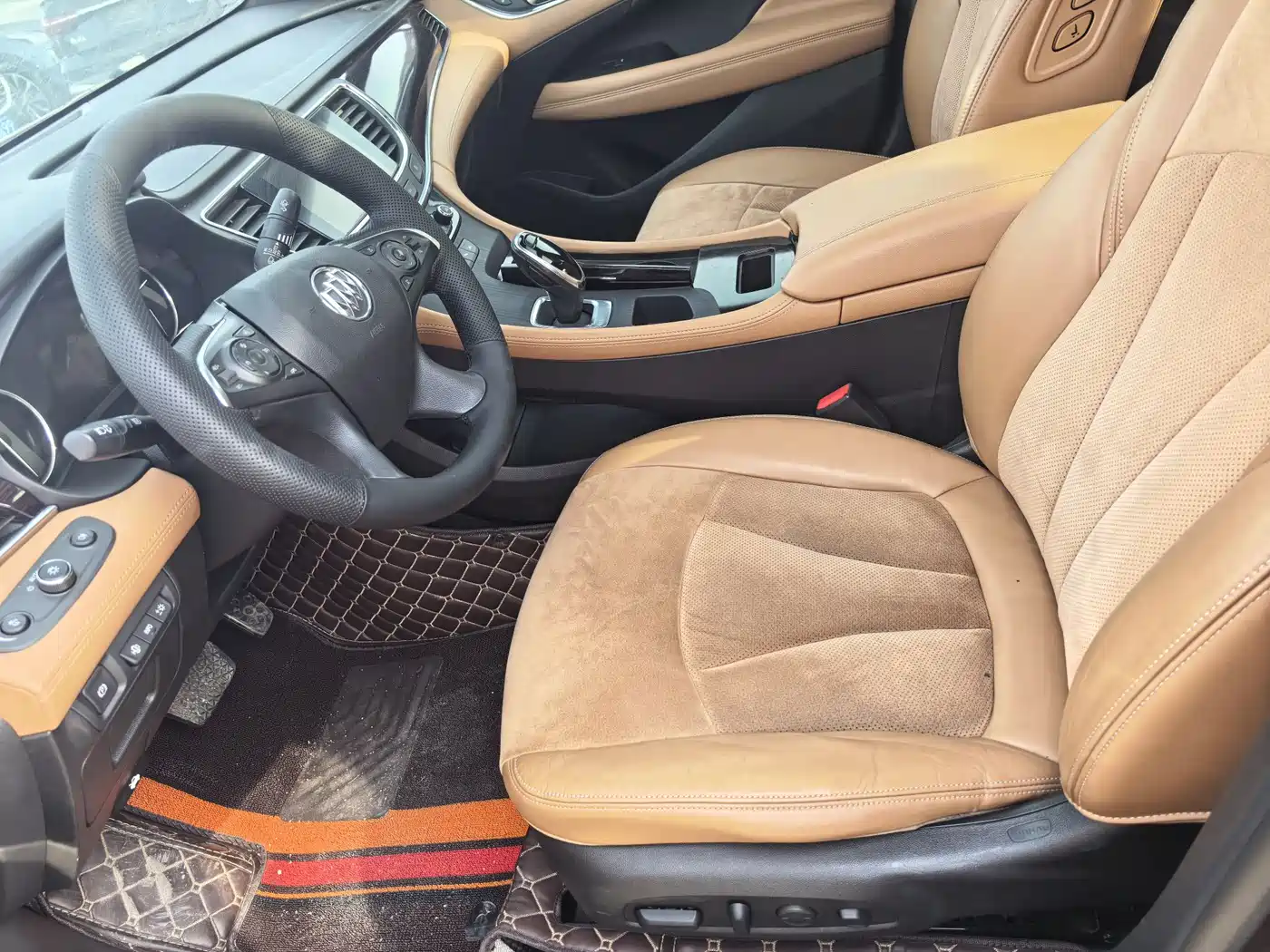 Buick LaCrosse 2018 Model 28T Luxury Edition фото 4