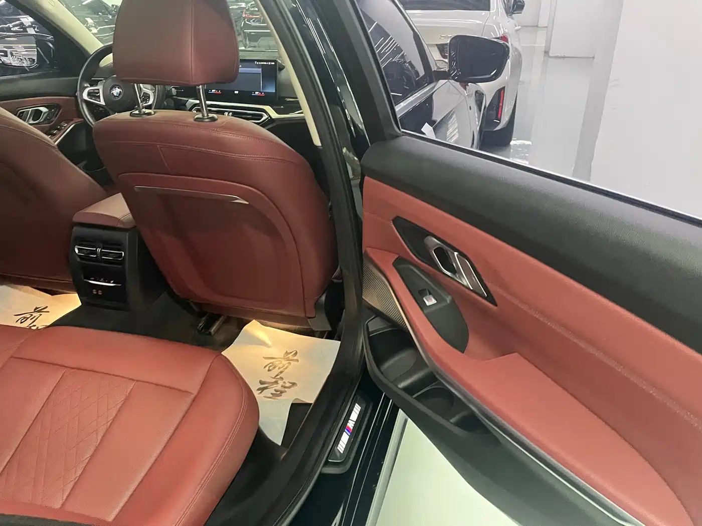 BMW 3 Series 2023 320Li M Sport Package фото 7