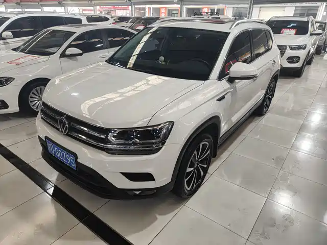 VOLKSWAGEN TUYUE
