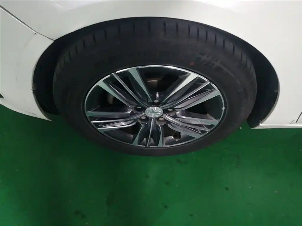 Peugeot 308 2019 230THP Automatic Luxury Edition China VI фото 23