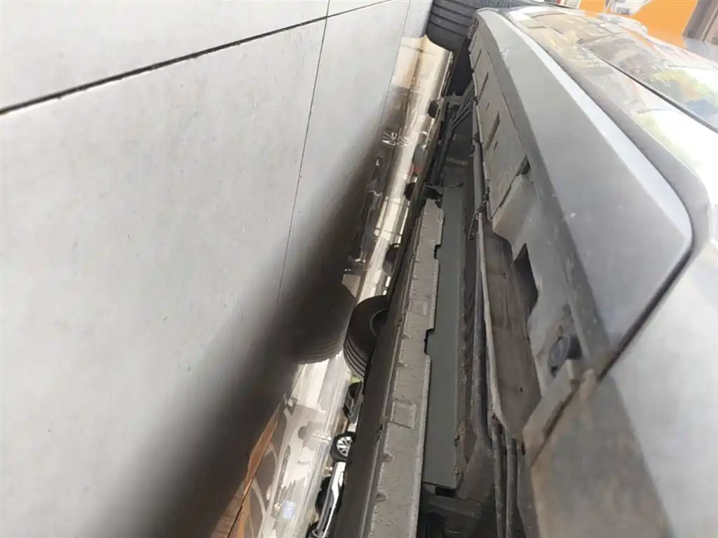 BYD Destroyer 05 2023 Champion Edition DM-i 55KM Luxury фото 22