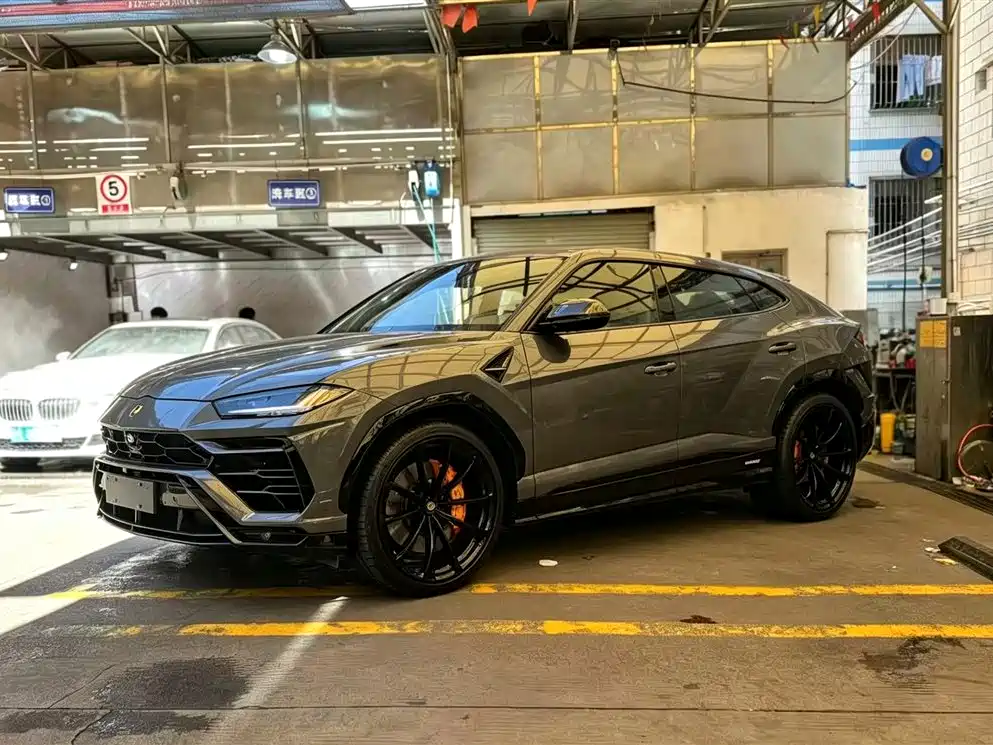 Lamborghini Urus 2024 2023 4.0T V8 S