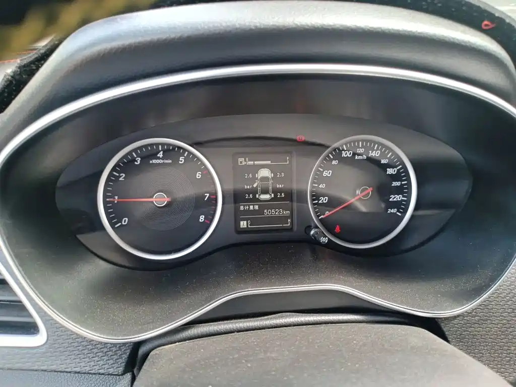 Baojun 730 2021 2021 1.5L Manual Fashion 7-Seater