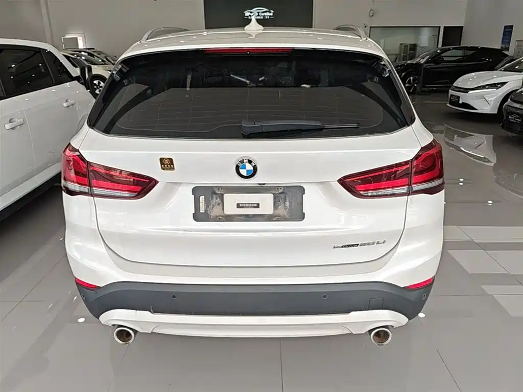 BMW X1 2020 sDrive20Li Fashion Model фото 6