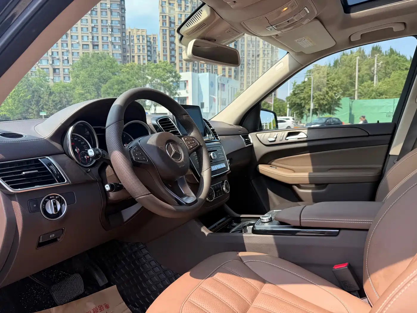 Mercedes-Benz GLE 2017 GLE 400 4MATIC фото 4