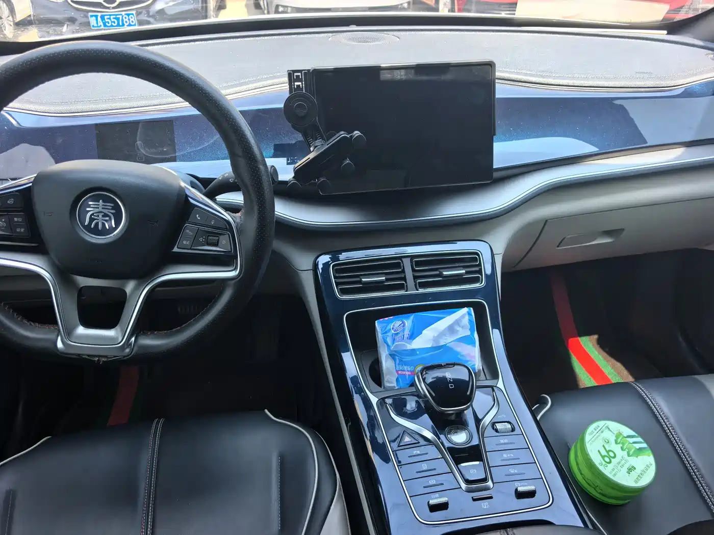 BYD Qin PLUS 2021 EV 400KM Luxury Model фото 12