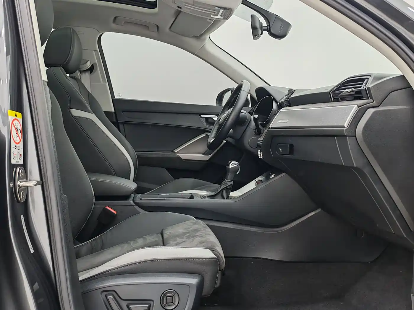 Audi Q3 2022 35 TFSI Progressive Dynamic фото 9