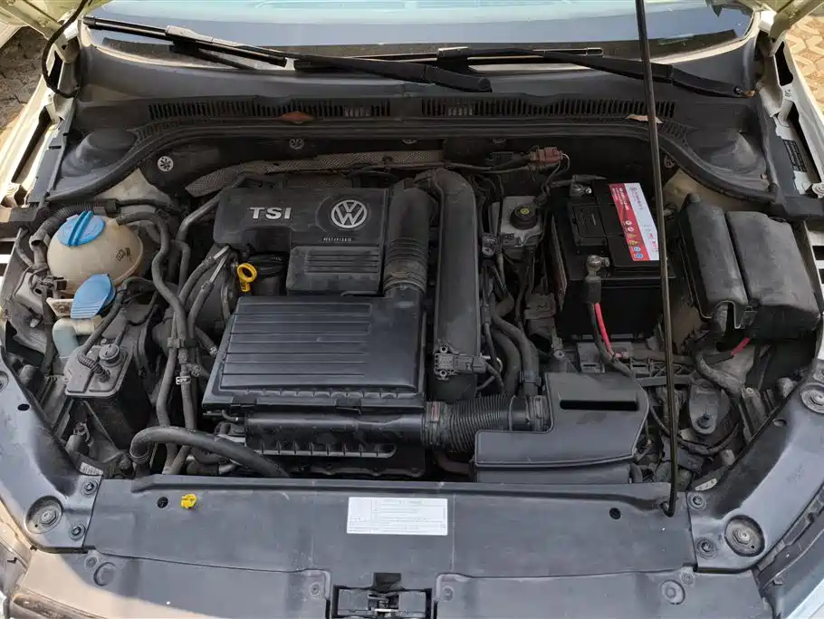 Volkswagen Sagitar 2015 230TSI Automatic Comfort фото 10