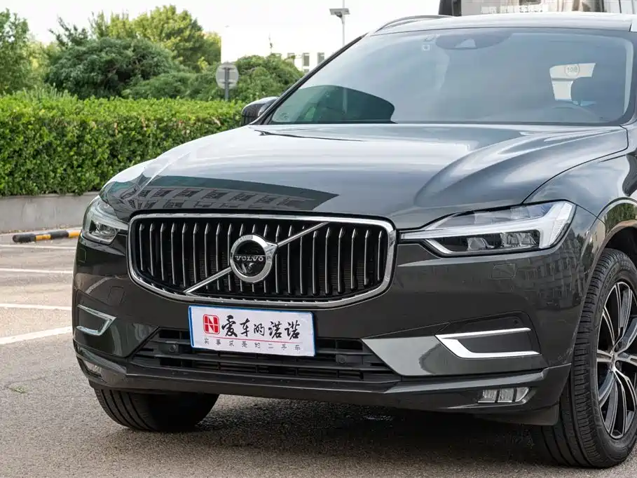 Фото 3 - Volvo XC60