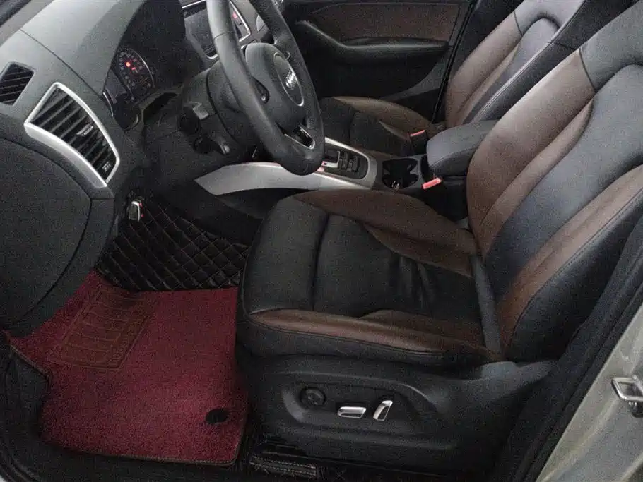 Audi Q5 2017 Plus 40 TFSI Technology фото 9