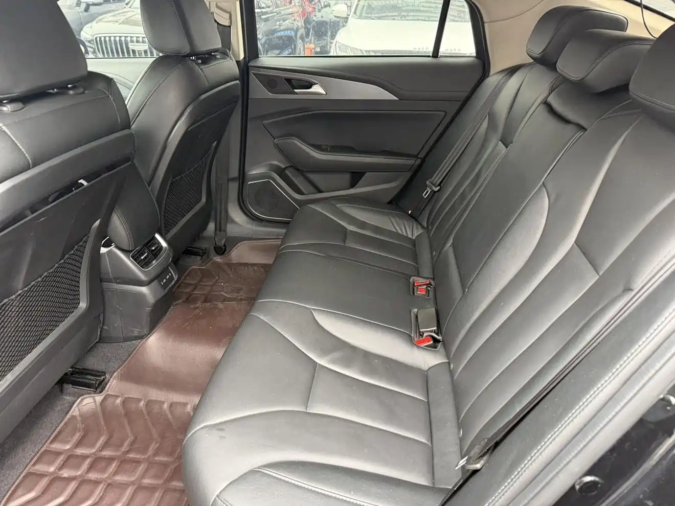 Hongqi H5 2020 1.5T DCT Qi Rhythm Edition фото 10