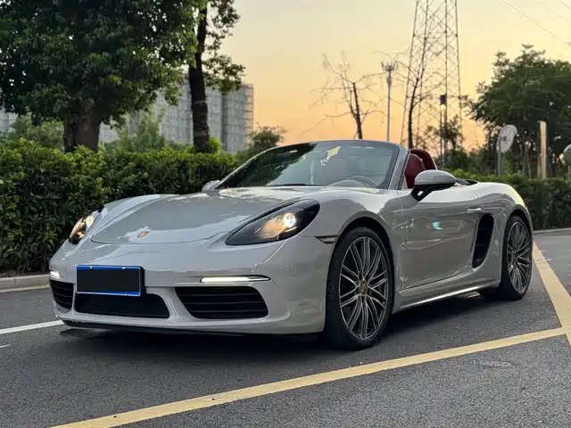 Porsche 718 2022 Boxster 2.0T