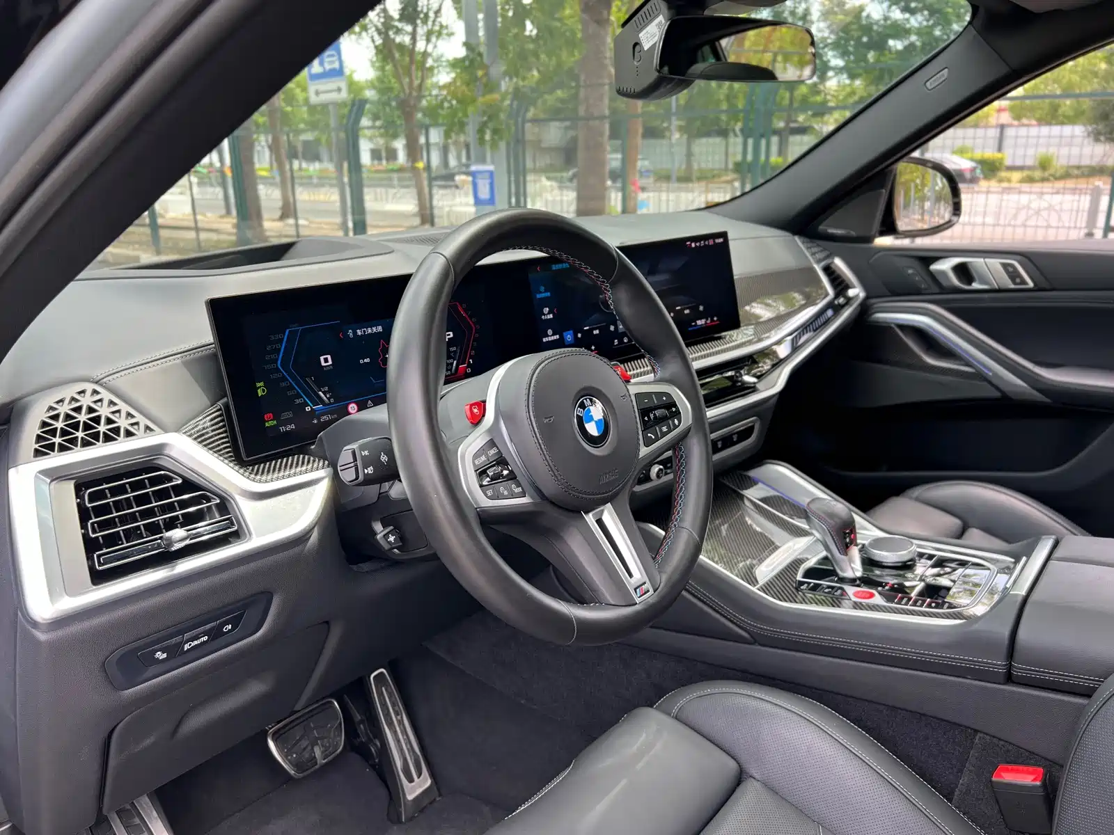 Фото 9 - BMW X6 M