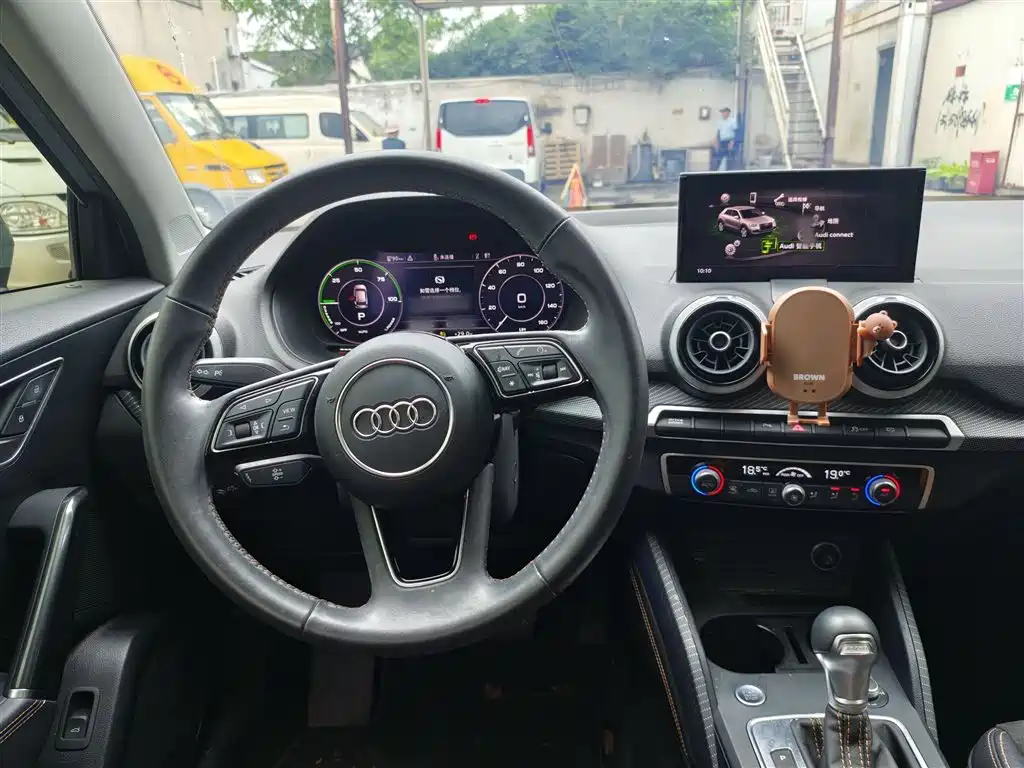 Audi Q2L e-tron 2022 Q2L e-tron Pure Electric Intelligent фото 19