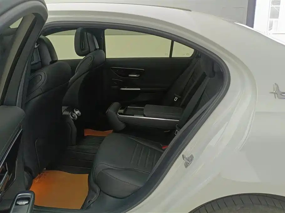 Mercedes-Benz C-Class 2024 Facelift III C 260 L Sport фото 11