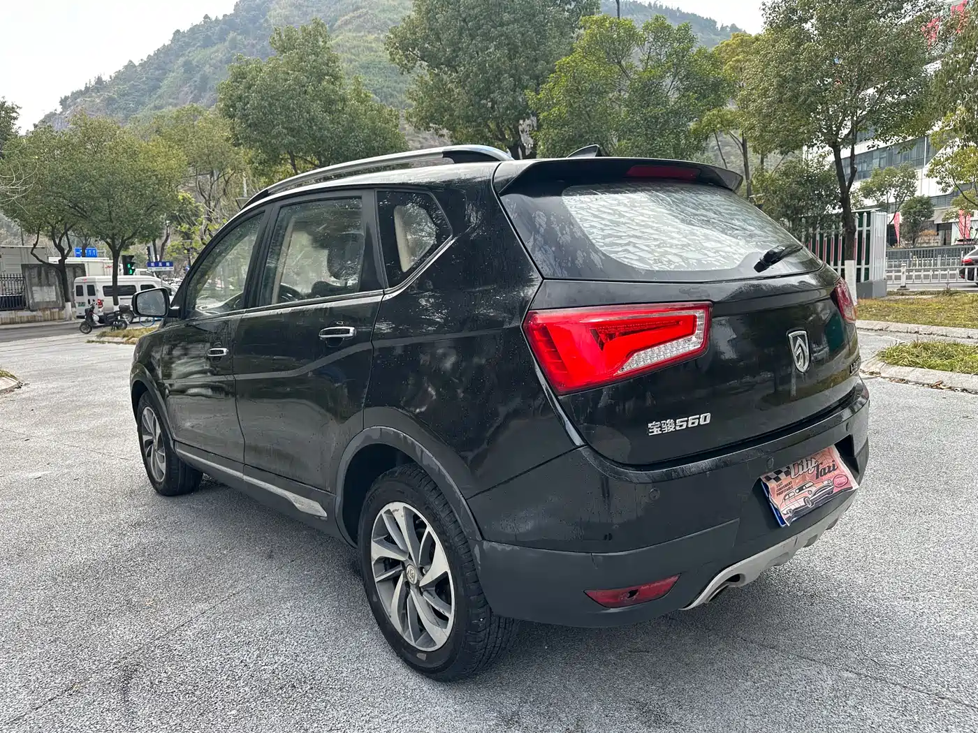 Baojun 560 2016 2015 1.8L Manual Luxury