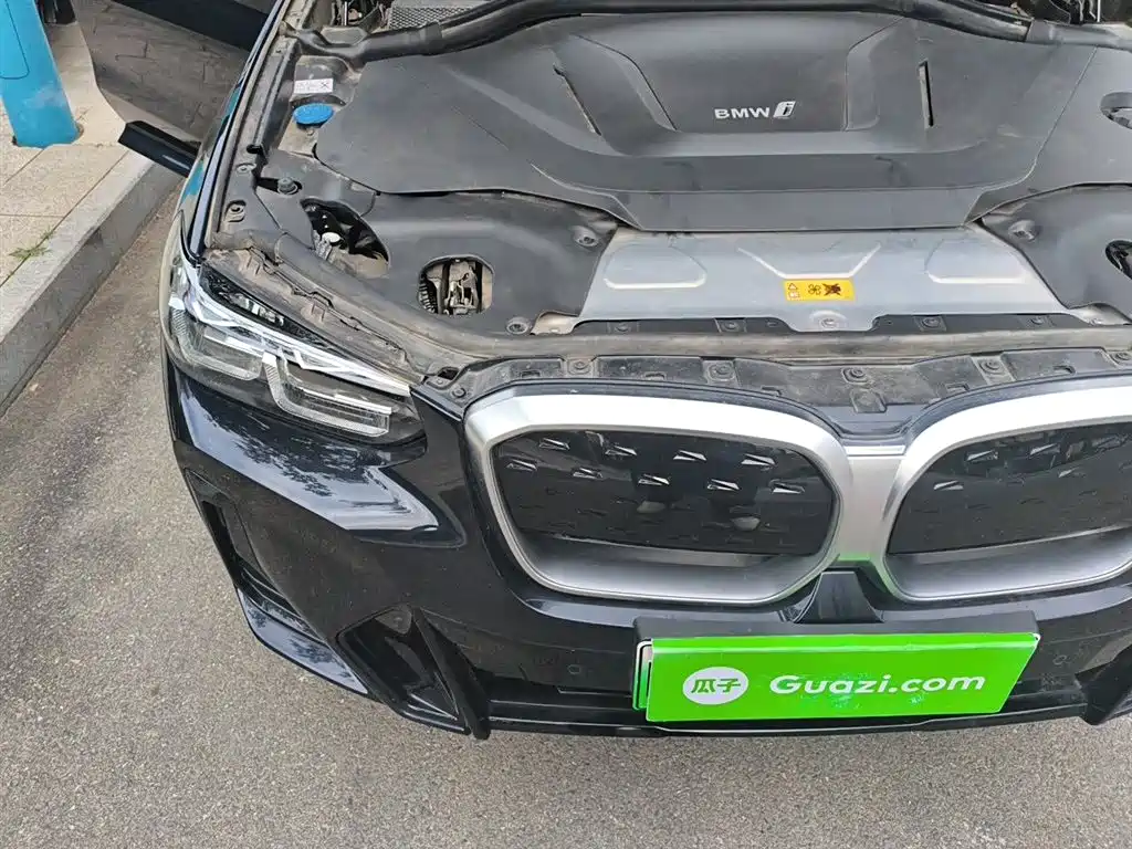 BMW iX3 2023 Leading Type фото 21