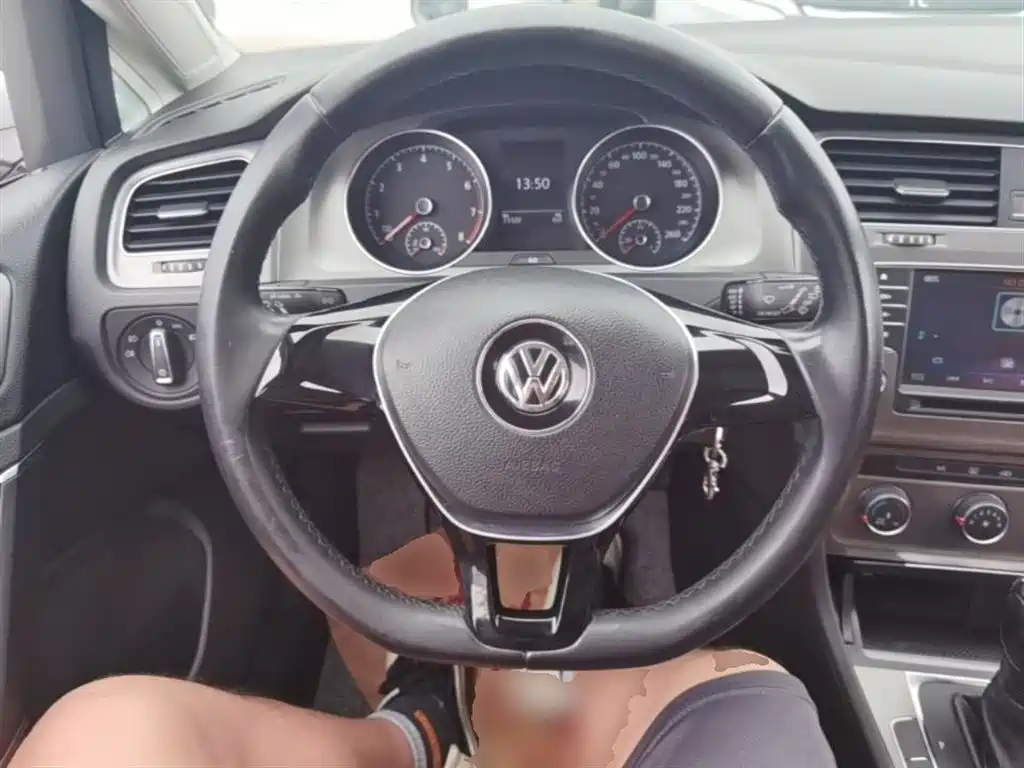 Volkswagen Golf 2015 1.4TSI Automatic Comfort фото 7