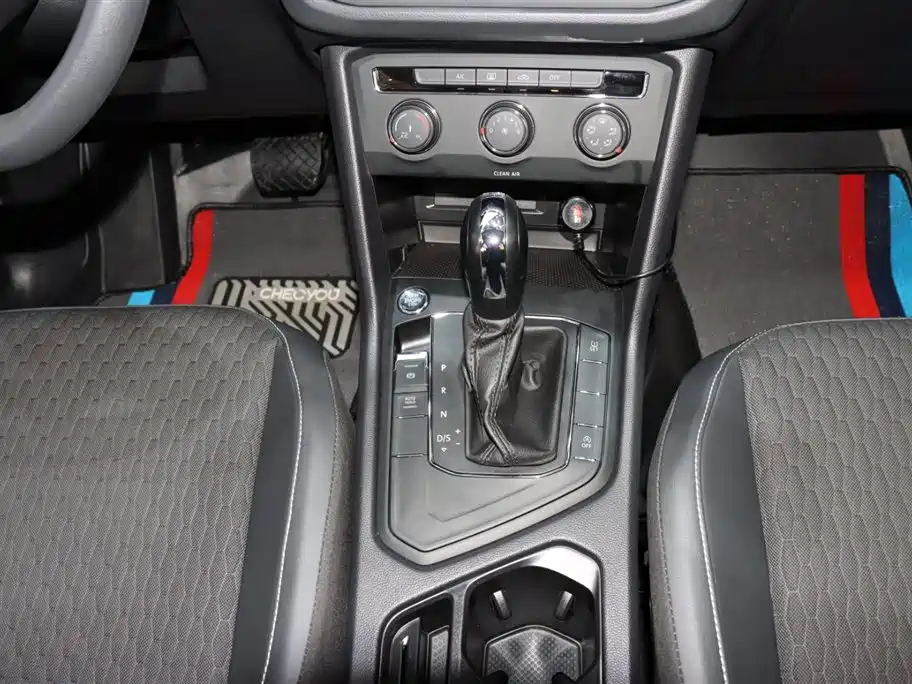 Volkswagen Tiguan L 2021 330TSI Automatic 2WD Comfort фото 15