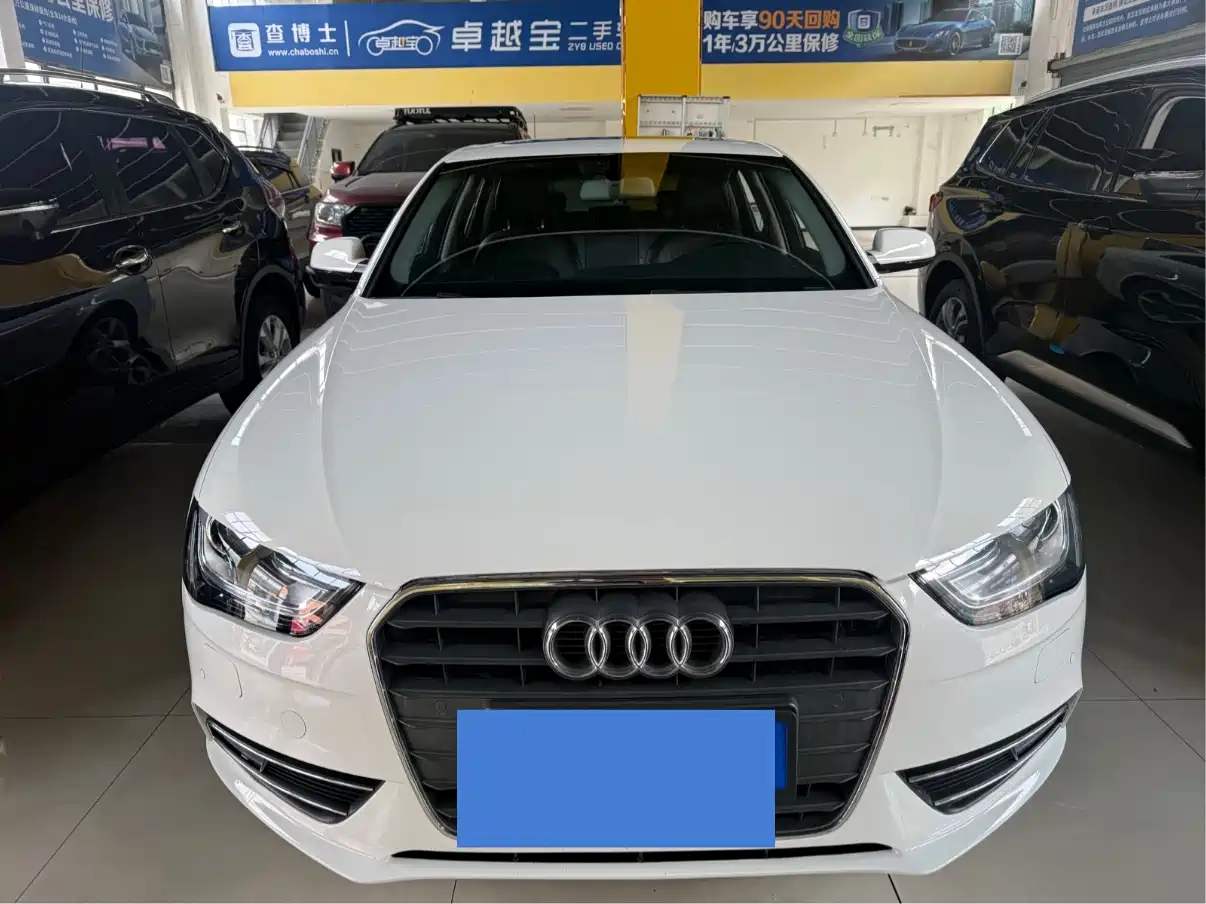 Audi A4L 2013 35 TFSI Automatic Standard фото 2