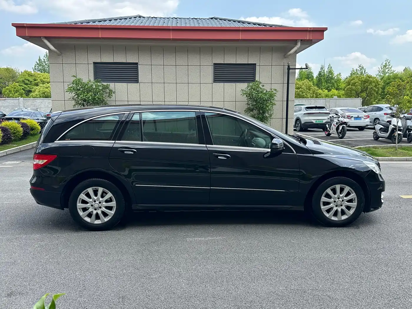 Mercedes-Benz R-Class 2015 R 320 4MATIC Luxury фото 8