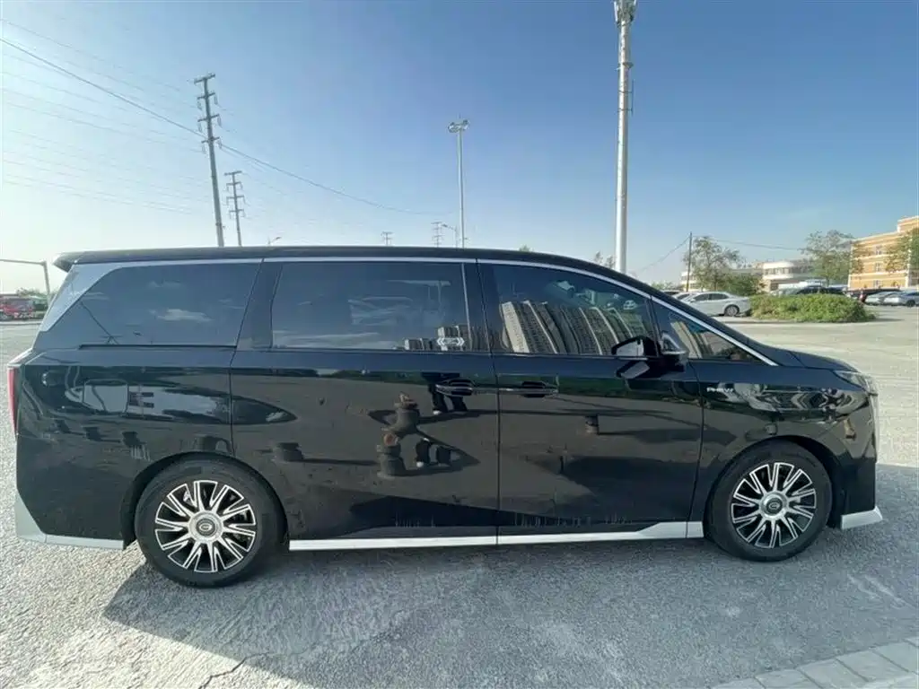 GAC Trumpchi Trumpchi E9 2023 E9 Champion Edition фото 3