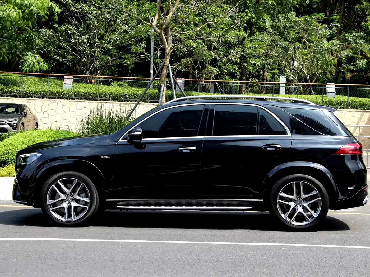 Mercedes-Benz GLE AMG 2024 AMG GLE 53 4MATIC+ фото 3