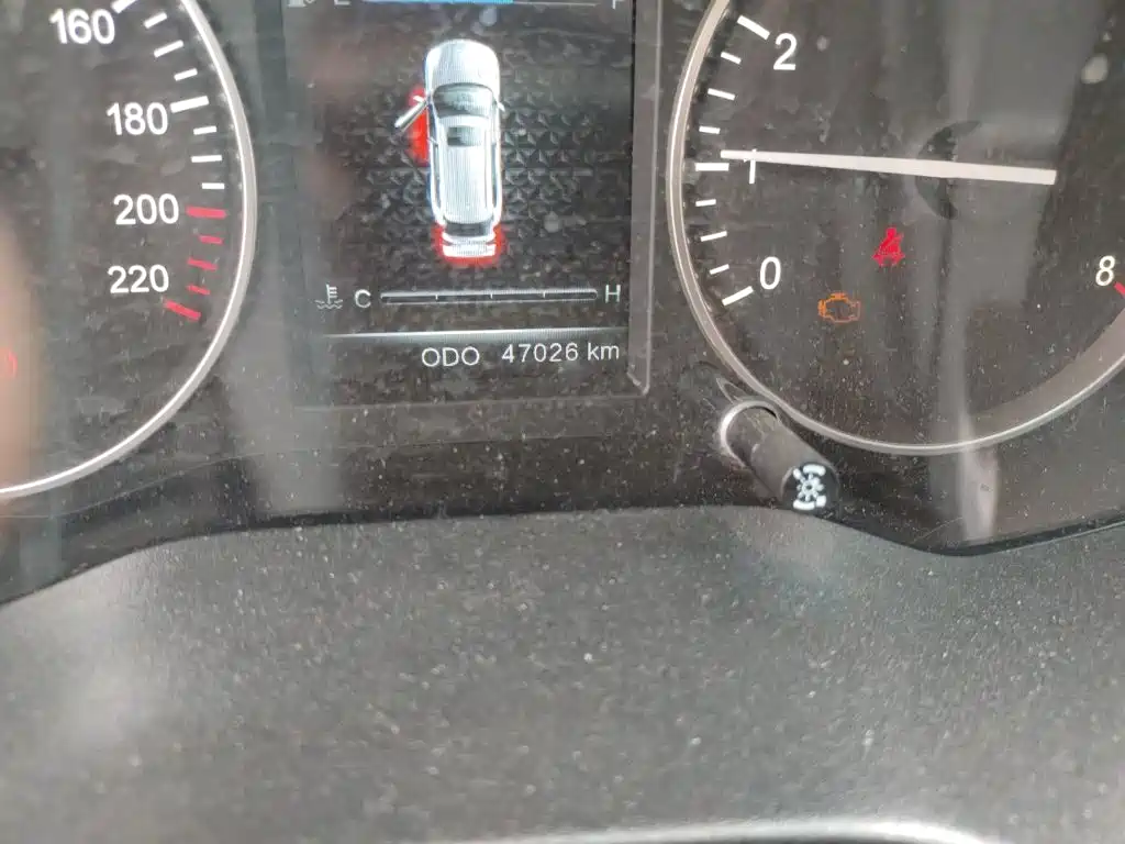 SWM Motor SWM X7 2016 2016 1.8L Manual Luxury 7-seater