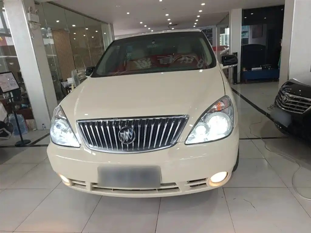 Buick GL8 2014 2.4L Classic Edition фото 3