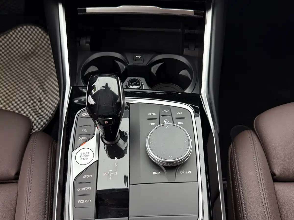 BMW 3 Series 2021 320Li M Sport Package фото 11