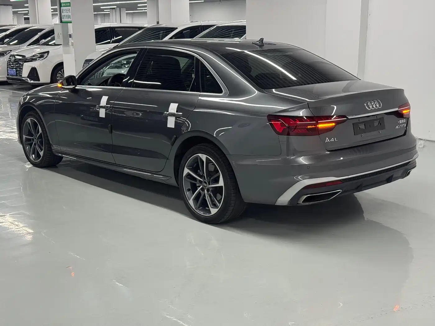 Audi A4L 2022 40 TFSI Fashion Dynamic фото 7