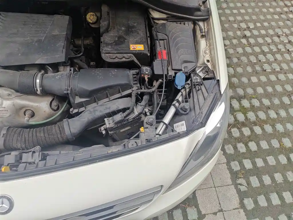 Mercedes-Benz B-Class 2012 B 180 фото 23