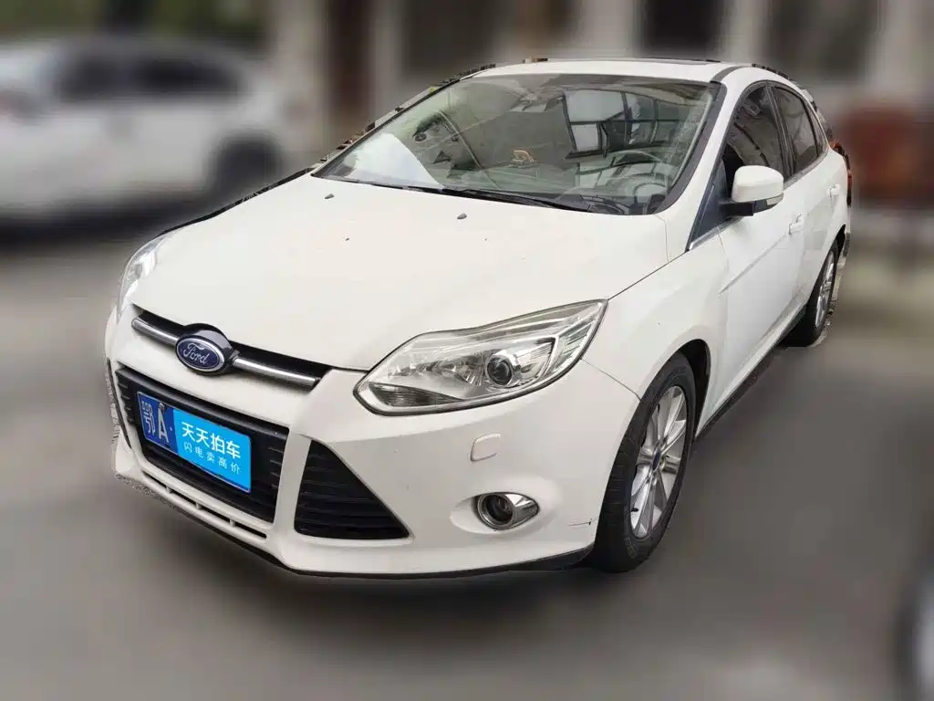 Photo 1 - Ford Focus