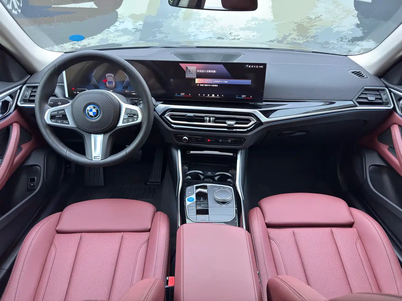 BMW i4 2023 eDrive40 фото 15