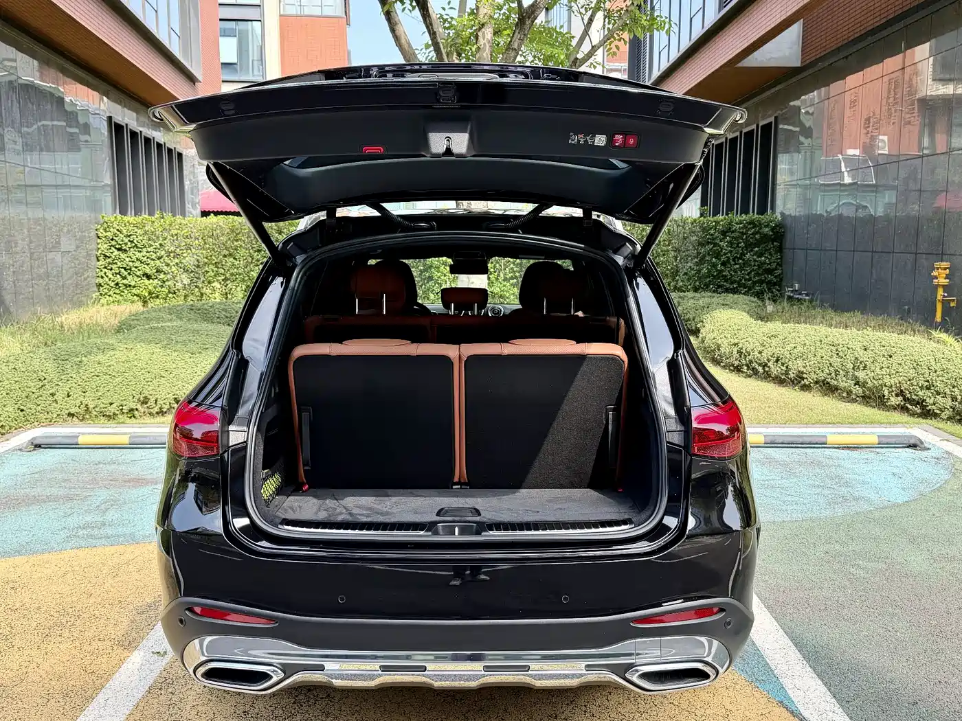MERCEDES-BENZ GLC