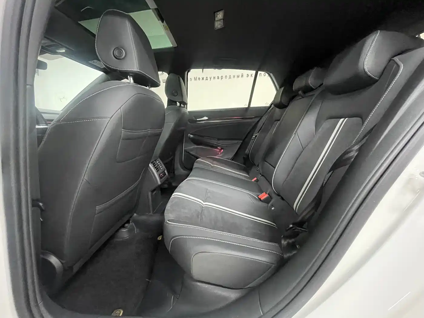 Volkswagen Golf 2021 280TSI DSG R-Line фото 11