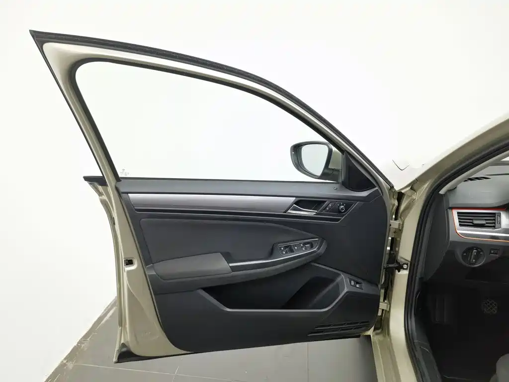 Фото 8 - Volkswagen Bora