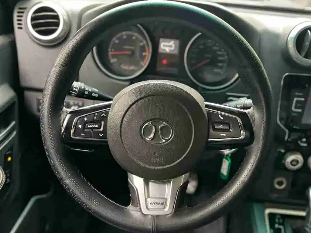 BAIC ORV Beijing Offroad BJ40 2016 Model 40L 2.3T Automatic 4WD Exclusive фото 6