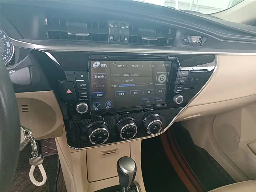 Toyota Corolla 2014 1.6L CVT GL-i фото 13