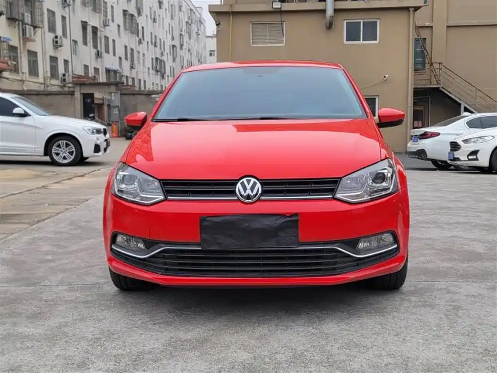 Volkswagen Polo 2016 1.6L Automatic Comfort фото 3