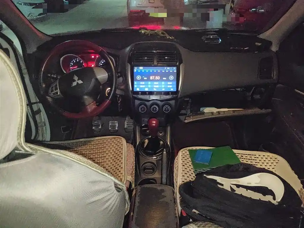 Mitsubishi ASX 2013 1.6L Manual 2WD Standard фото 6