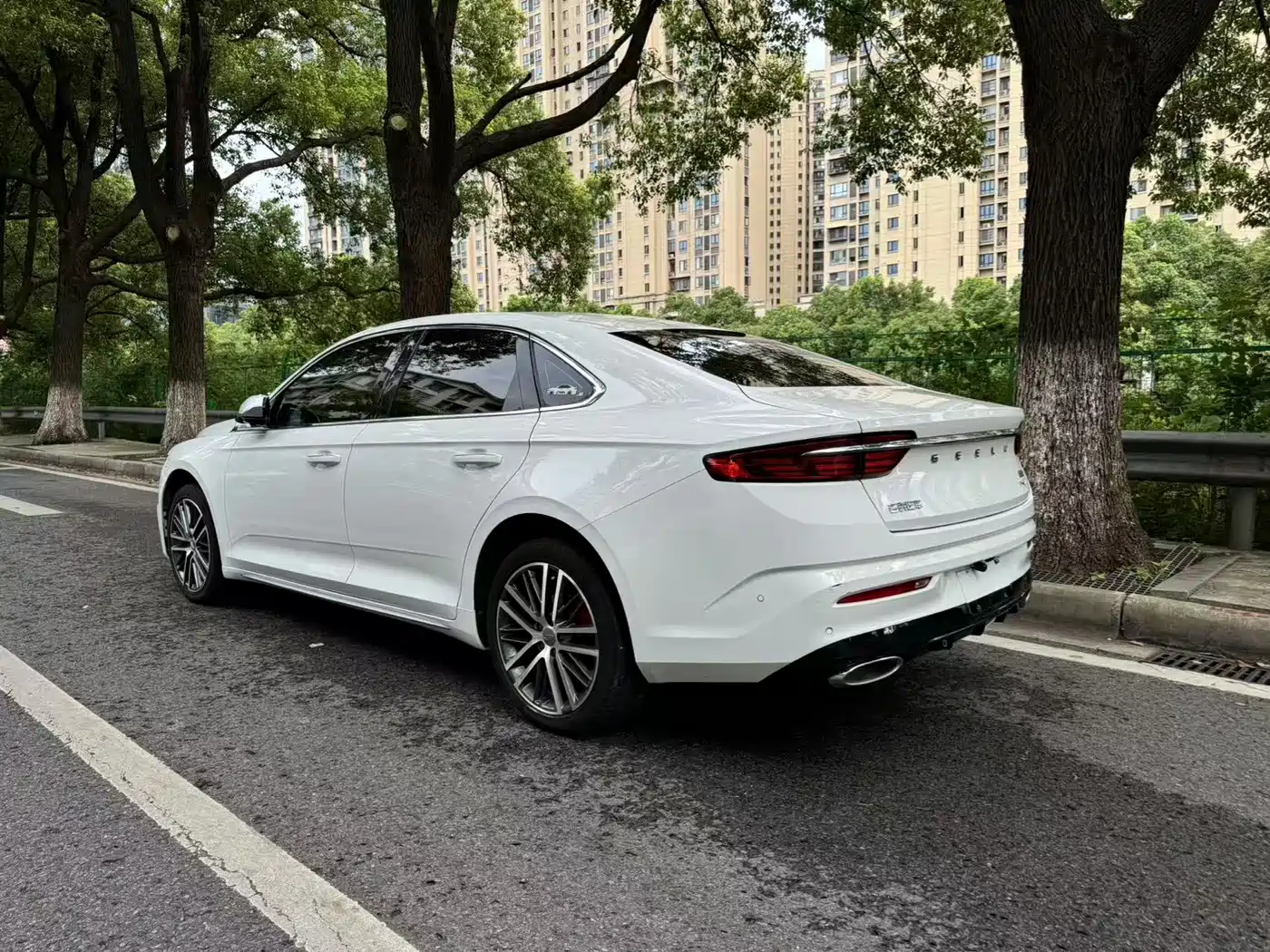 GEELY AUTOMOBILE XINGRUI
