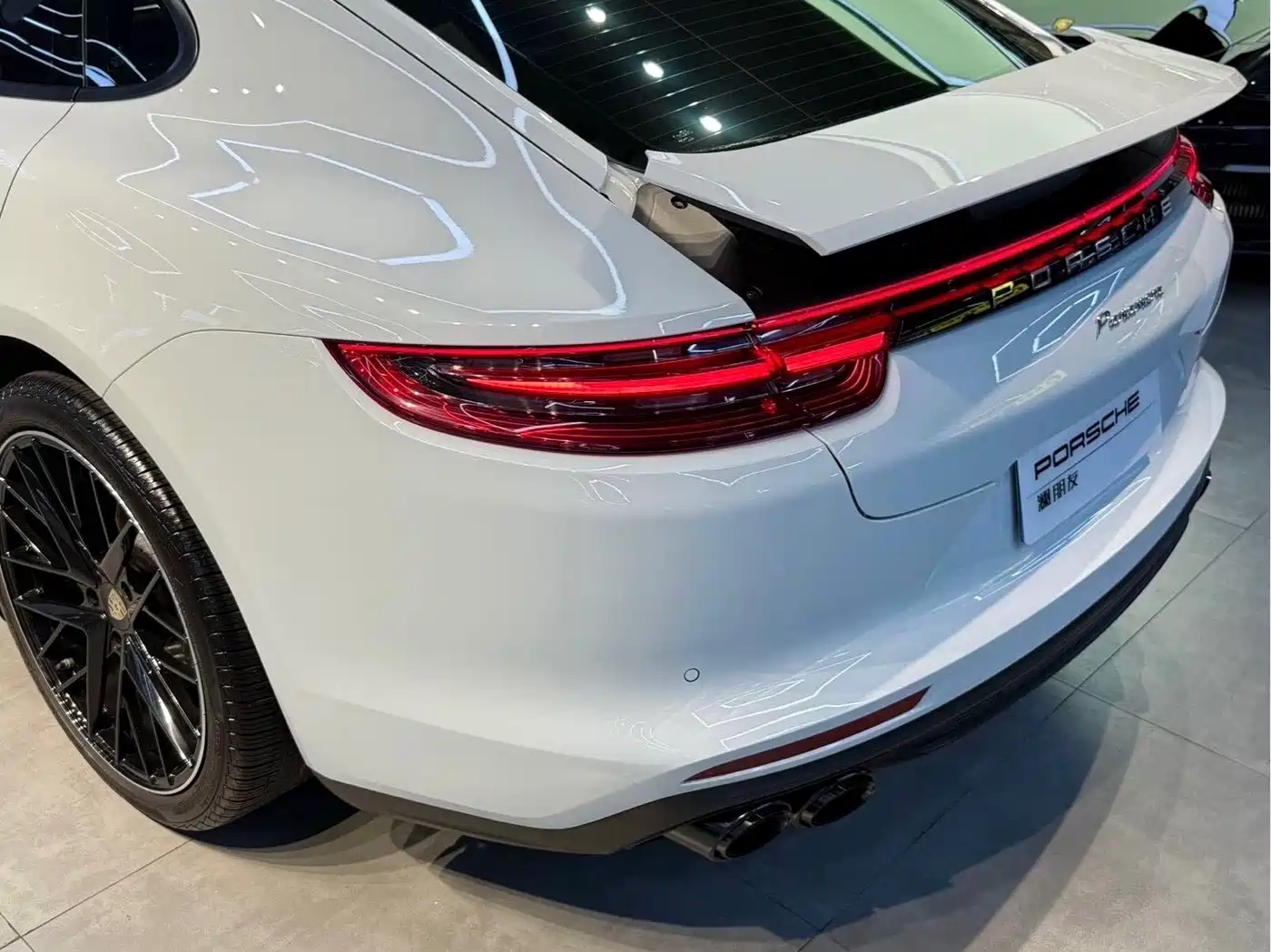 Porsche Panamera 2017 Panamera 3.0T фото 14