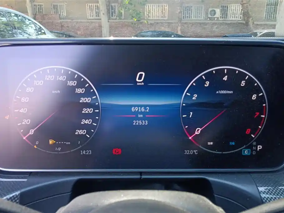 Mercedes-Benz C-Class 2025 Facelift C 260 L Sport Edition фото 14