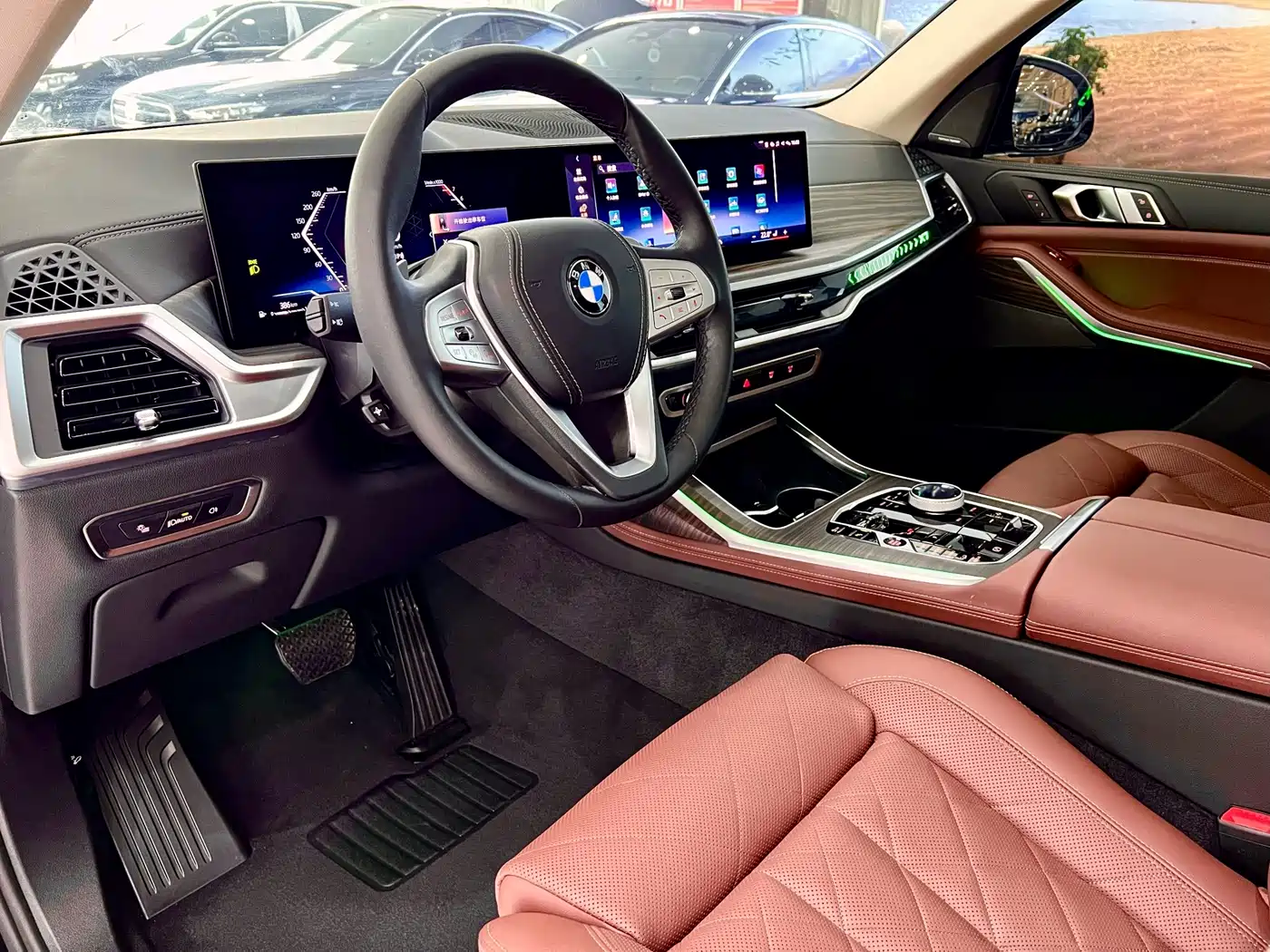 BMW X7 2025 2024 xDrive40i Leading Luxury Package