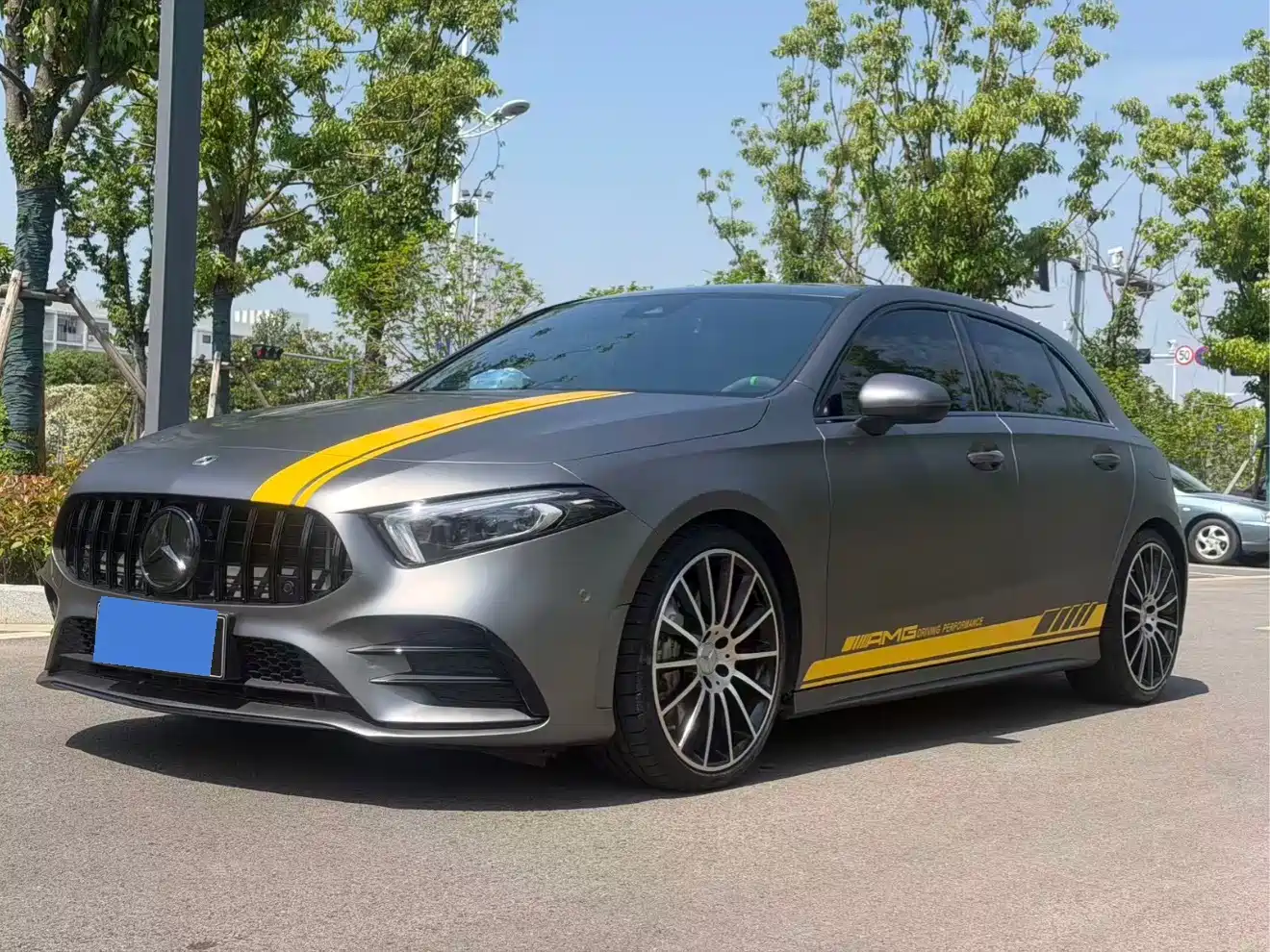 Mercedes-Benz A-Class AMG (Import) 2022 AMG A 35 4MATIC фото 3
