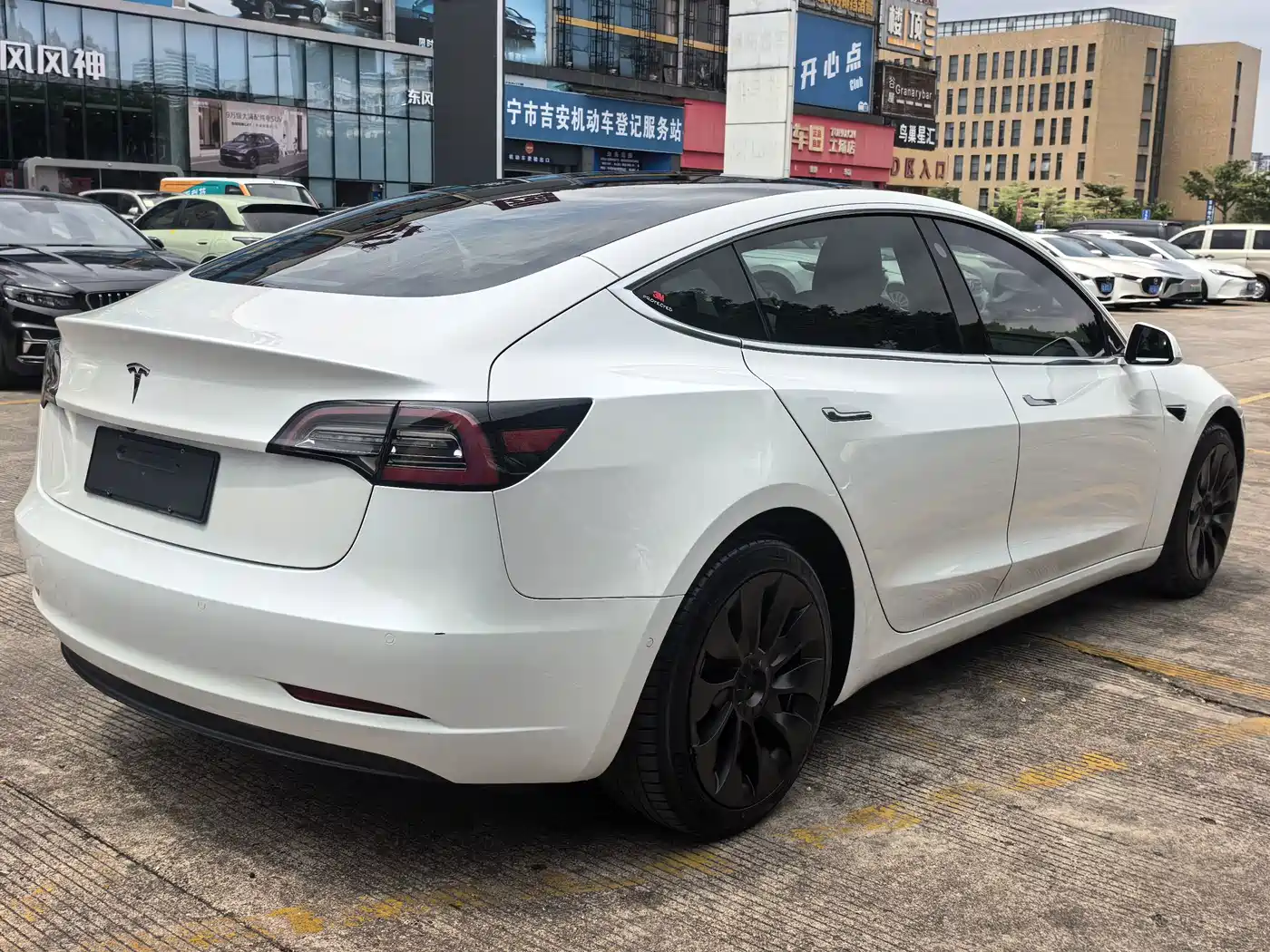 Tesla Model 3 (Import) 2020 2019 Long Range RWD Version
