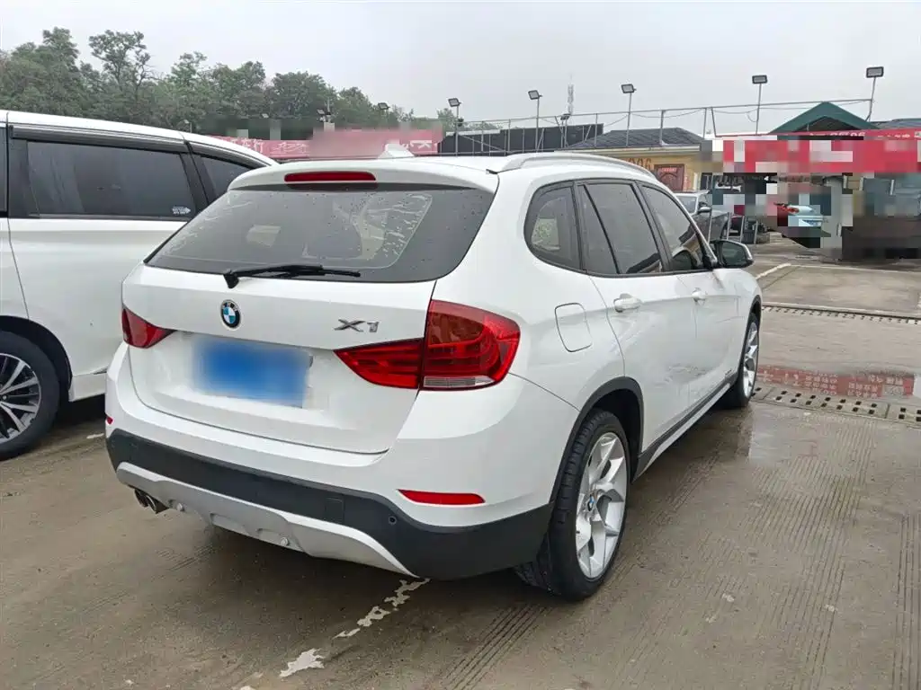 BMW X1 2013 xDrive20i X Design Package фото 5
